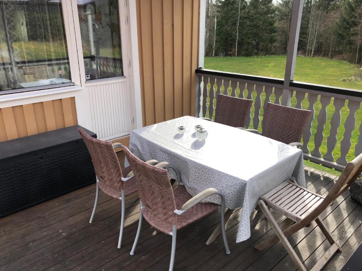 Naturskoent Boende Vid Sjoe Skånes Fagerhult 外观 照片