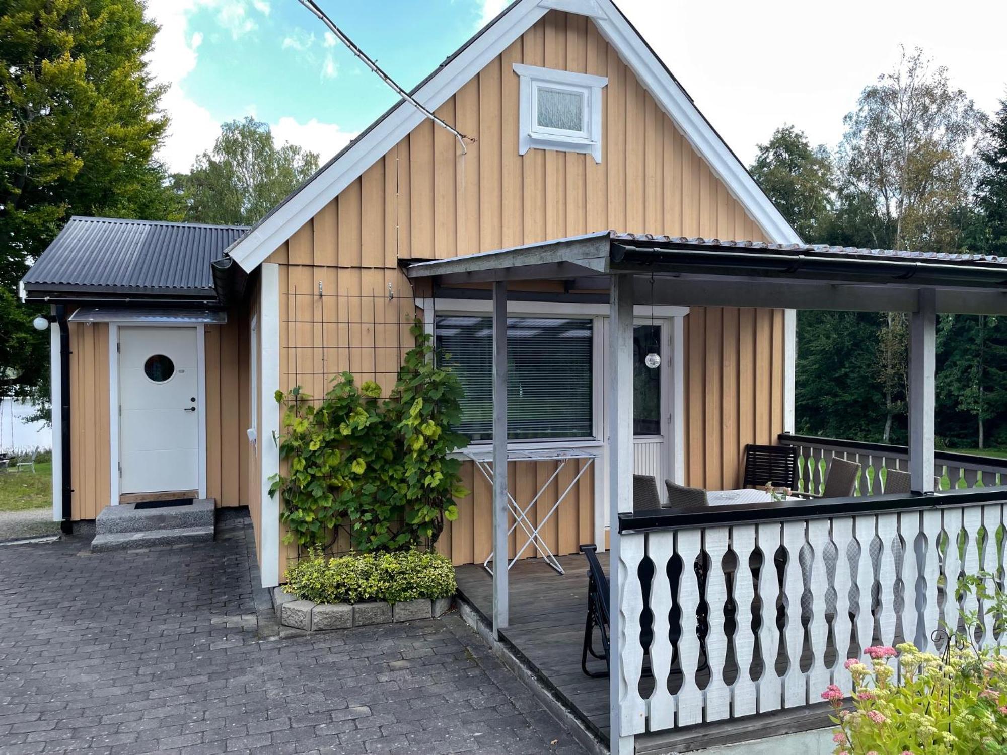 Naturskoent Boende Vid Sjoe Skånes Fagerhult 外观 照片